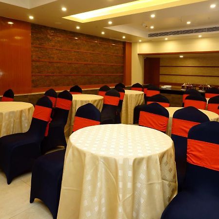 Amalfi Grand Hotel Patna  Quarto foto